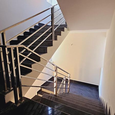 Vensa Homestay Пури Экстерьер фото