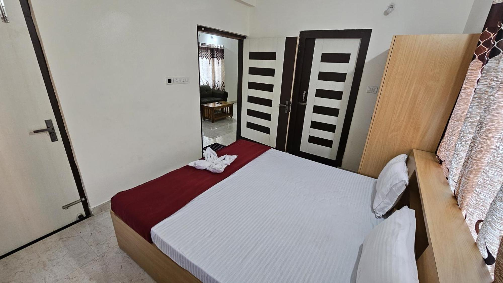 Vensa Homestay Пури Экстерьер фото